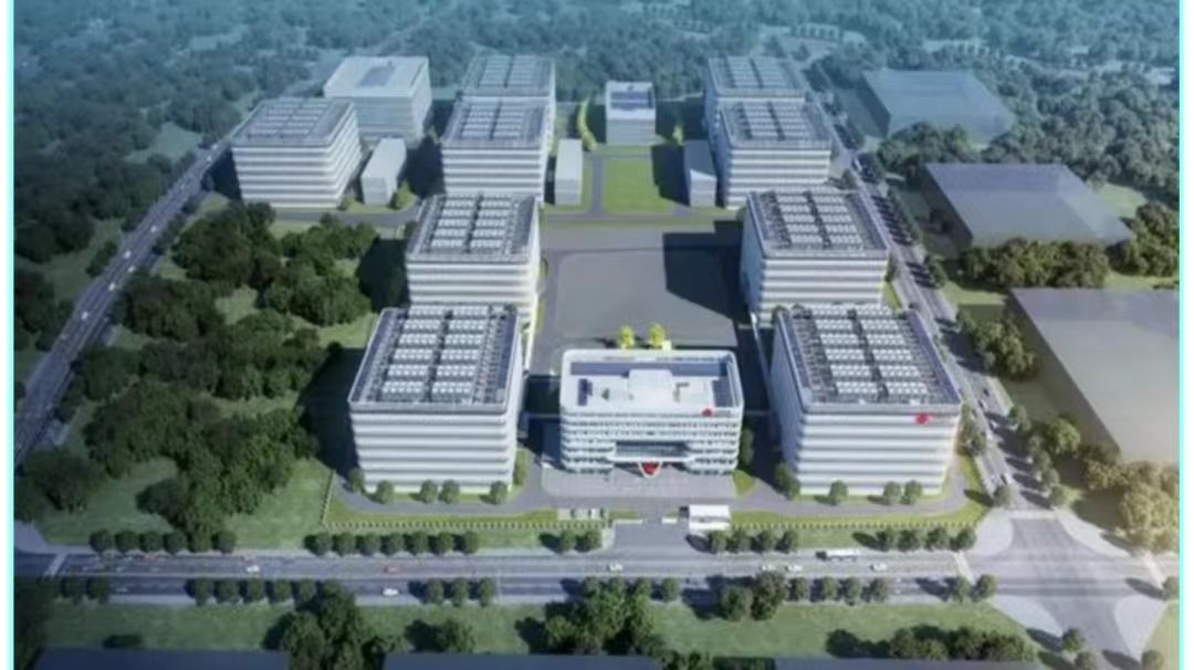 中国联通粤港澳大湾区枢纽（韶关）数据中心项目。此图来自格力中央空调官微	。